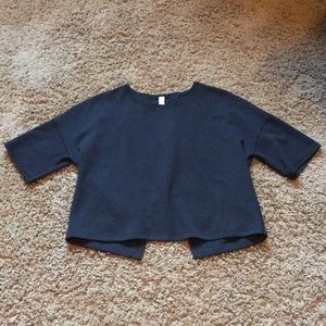 BLACK LULULEMON T SHIRT